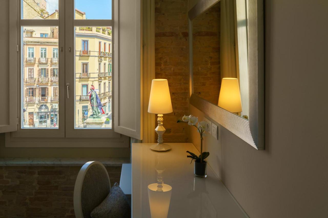 Boutique Hotel Carlo Felice Cagliari Exteriér fotografie