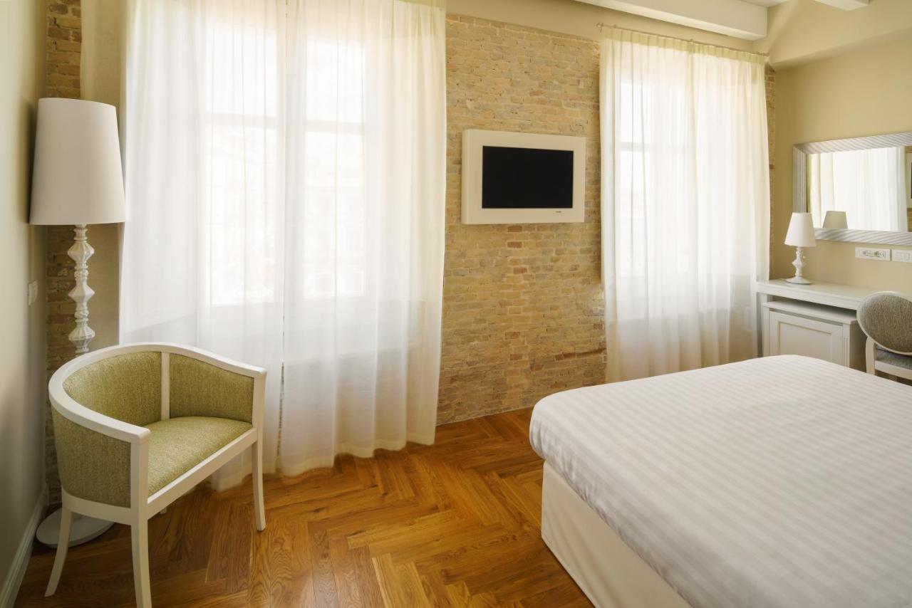 Boutique Hotel Carlo Felice Cagliari Exteriér fotografie